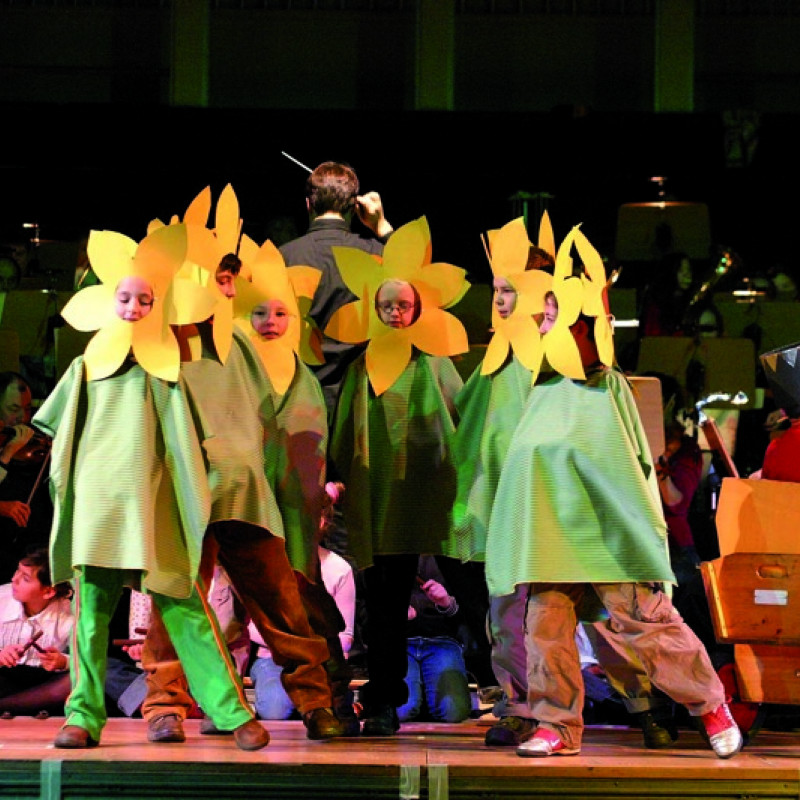 Nussknacker Aufführung mit Blumenkindern