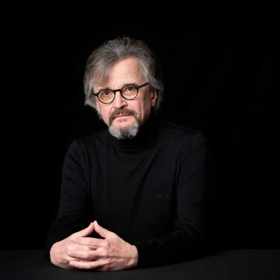 Dr. Wolfgang Fink
